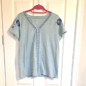 JJill Blue Floral Embroidery Tee